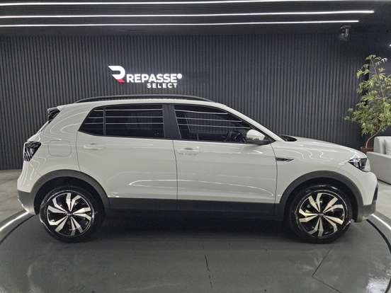 VOLKSWAGEN-T-CROSS-2023