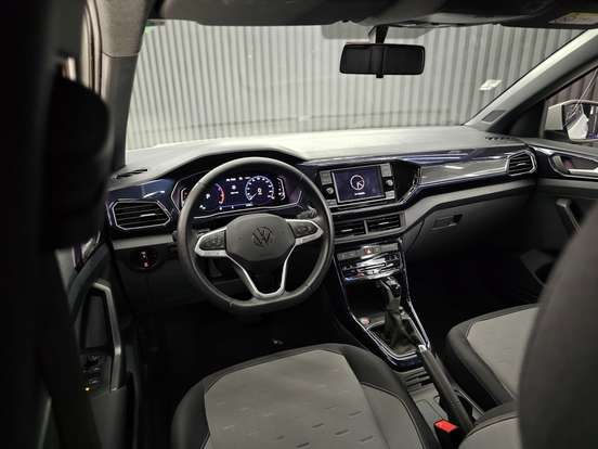 VOLKSWAGEN-T-CROSS-2023