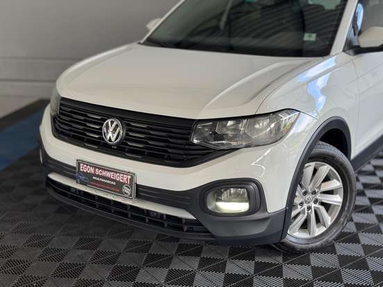 VOLKSWAGEN-T-CROSS-2019