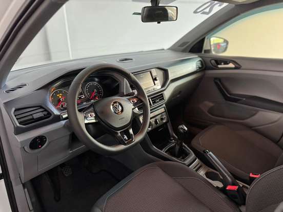 VOLKSWAGEN-T-CROSS-1.0 200 TSI TOTAL FLEX MANUAL VOLKSWAGEN-T-CROSS-2019