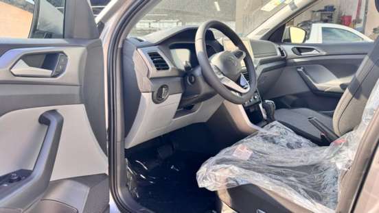 VOLKSWAGEN-T-CROSS-2026