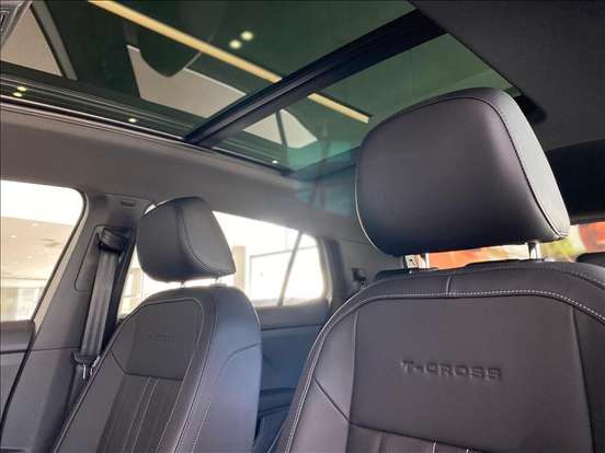 VOLKSWAGEN-T-CROSS-2026