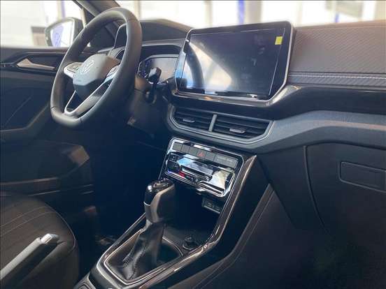VOLKSWAGEN-T-CROSS-2026