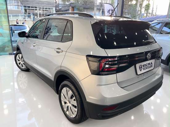 VOLKSWAGEN-T-CROSS-2021