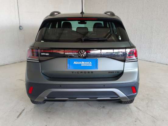 VOLKSWAGEN-T-CROSS-1.4 250 TSI TOTAL FLEX EXTREME AUTOMÁTICO VOLKSWAGEN-T-CROSS-2025