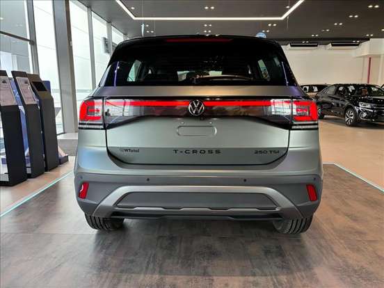 VOLKSWAGEN-T-CROSS-1.4 250 TSI TOTAL FLEX EXTREME AUTOMÁTICO VOLKSWAGEN-T-CROSS-2025