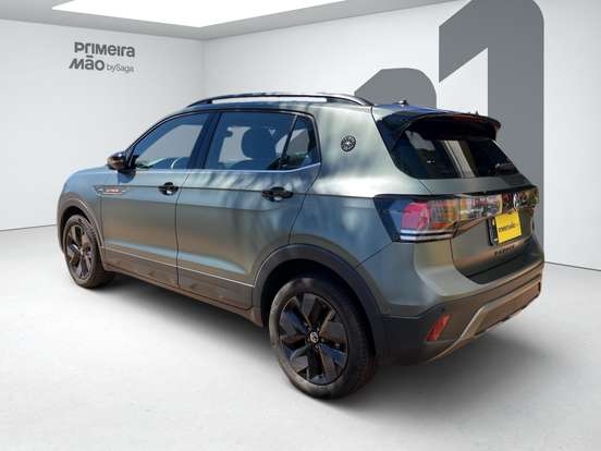 VOLKSWAGEN-T-CROSS-2025