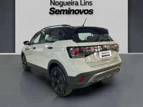 VOLKSWAGEN-T-CROSS-2025
