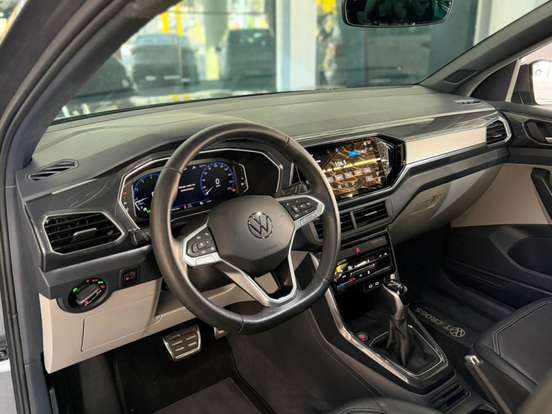 VOLKSWAGEN-T-CROSS-2023