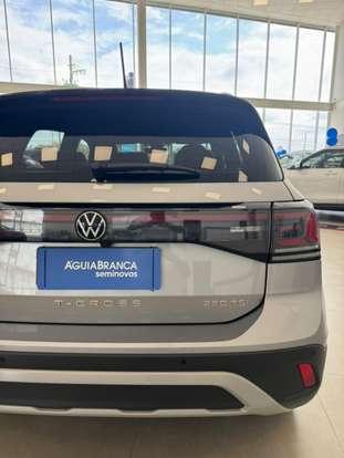 VOLKSWAGEN-T-CROSS-2025