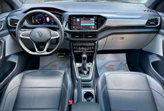 VOLKSWAGEN-T-CROSS-2024