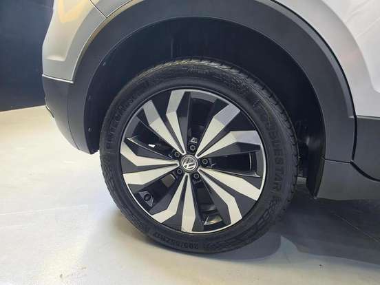 VOLKSWAGEN-T-CROSS-1.4 250 TSI TOTAL FLEX HIGHLINE AUTOMÁTICO VOLKSWAGEN-T-CROSS-2021