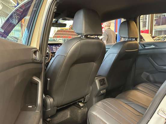 VOLKSWAGEN-T-CROSS-1.4 250 TSI TOTAL FLEX HIGHLINE AUTOMÁTICO VOLKSWAGEN-T-CROSS-2024