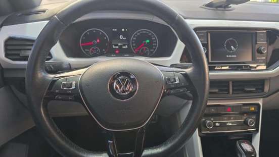VOLKSWAGEN-T-CROSS-2019