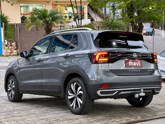 VOLKSWAGEN-T-CROSS-1.4 250 TSI TOTAL FLEX HIGHLINE AUTOMÁTICO VOLKSWAGEN-T-CROSS-2023