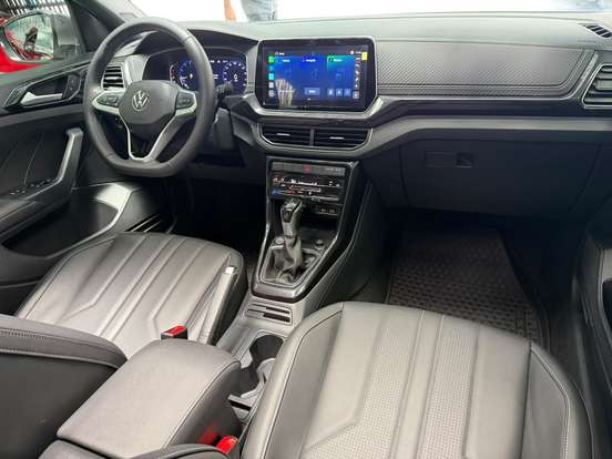 VOLKSWAGEN-T-CROSS-2025