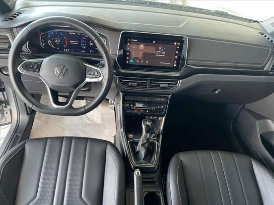 VOLKSWAGEN-T-CROSS-2024