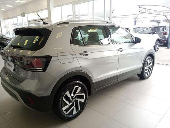 VOLKSWAGEN-T-CROSS-2024