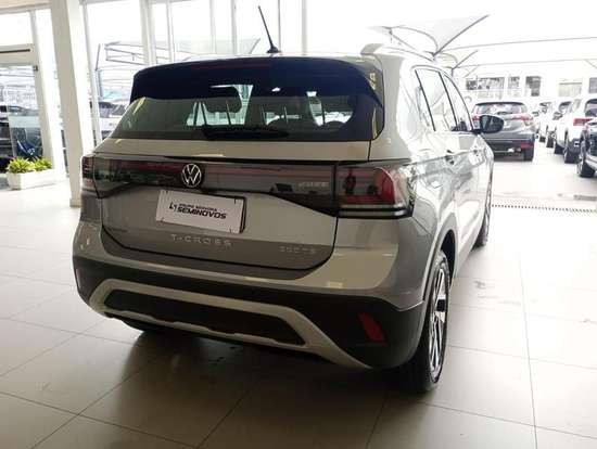 VOLKSWAGEN-T-CROSS-2024