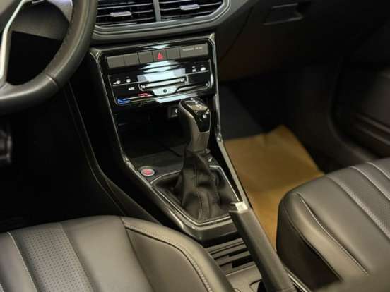 VOLKSWAGEN-T-CROSS-1.4 250 TSI TOTAL FLEX HIGHLINE AUTOMÁTICO VOLKSWAGEN-T-CROSS-2024