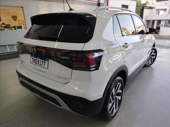 VOLKSWAGEN-T-CROSS-2025