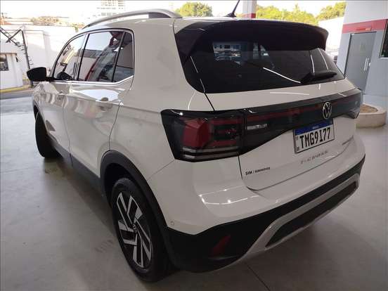 VOLKSWAGEN-T-CROSS-1.4 250 TSI TOTAL FLEX HIGHLINE AUTOMÁTICO VOLKSWAGEN-T-CROSS-2025