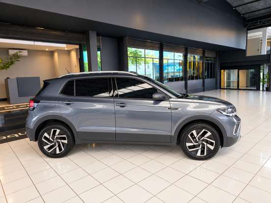 VOLKSWAGEN-T-CROSS-1.4 250 TSI TOTAL FLEX HIGHLINE AUTOMÁTICO VOLKSWAGEN-T-CROSS-2025