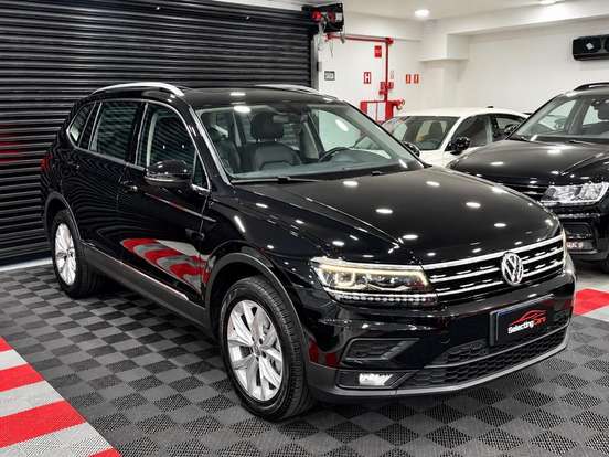 VOLKSWAGEN-TIGUAN-2019