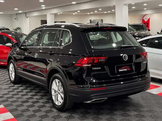 VOLKSWAGEN-TIGUAN-2019