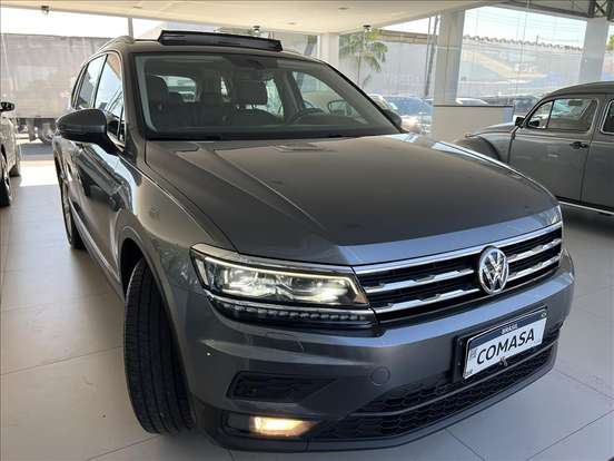 VOLKSWAGEN-TIGUAN-2019