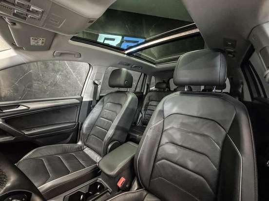 VOLKSWAGEN-TIGUAN-2019