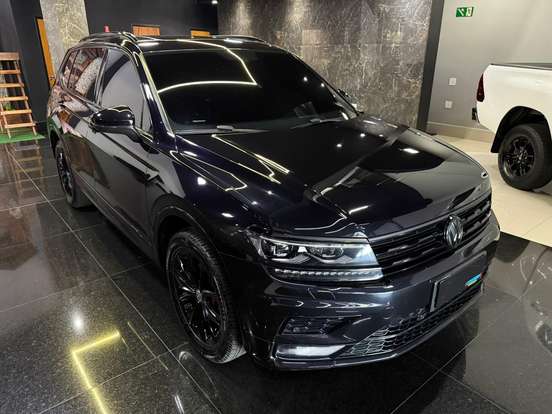 VOLKSWAGEN-TIGUAN-2019