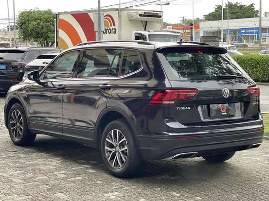 VOLKSWAGEN-TIGUAN-2019
