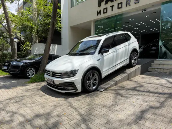 VOLKSWAGEN TIGUAN 2.0 350 TSI GASOLINA ALLSPACE R-LINE 4MOTION DSG