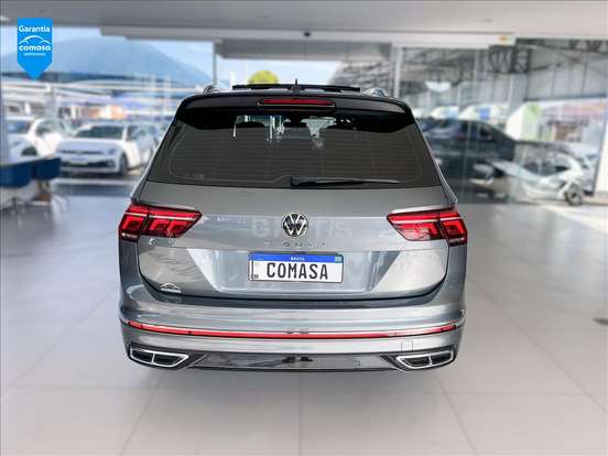 VOLKSWAGEN-TIGUAN-2023