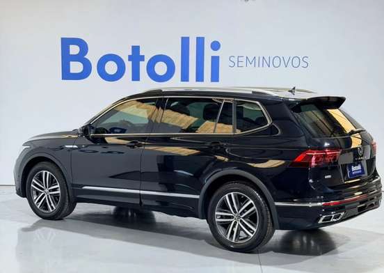 VOLKSWAGEN-TIGUAN-2023