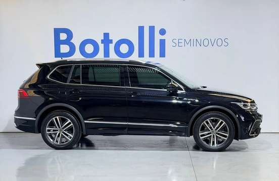 VOLKSWAGEN-TIGUAN-2023