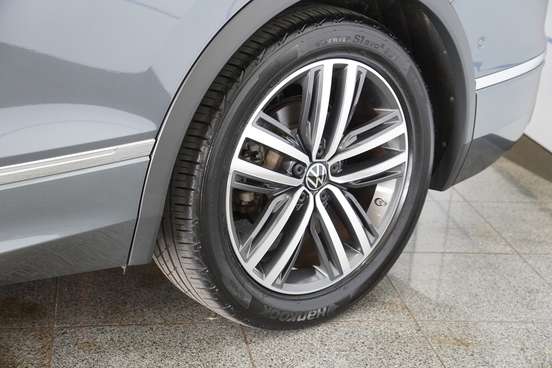 VOLKSWAGEN-TIGUAN-2024
