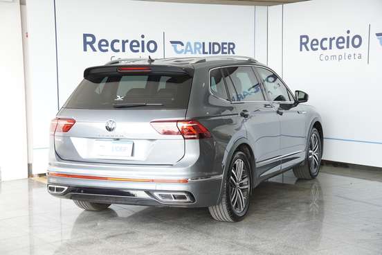 VOLKSWAGEN-TIGUAN-2024