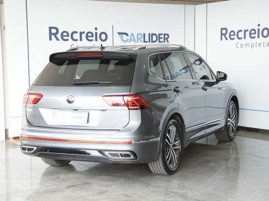 VOLKSWAGEN-TIGUAN-2.0 300 TSI GASOLINA ALLSPACE R-LINE AUTOMÁTICO VOLKSWAGEN-TIGUAN-2024