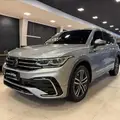 VOLKSWAGEN TIGUAN 2.0 300 TSI GASOLINA ALLSPACE R-LINE AUTOMÁTICO VOLKSWAGEN TIGUAN 2.0 300 TSI GASOLINA ALLSPACE R-LINE AUTOMÁTICO