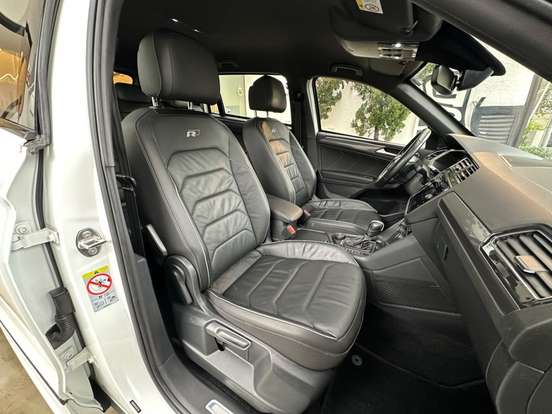 VOLKSWAGEN-TIGUAN-2021
