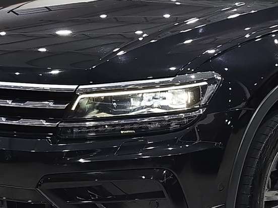 VOLKSWAGEN-TIGUAN-2019