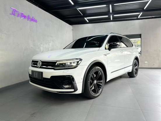 VOLKSWAGEN-TIGUAN-2021