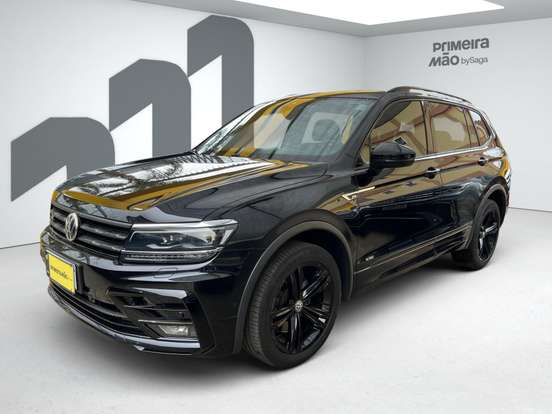 VOLKSWAGEN-TIGUAN-2021