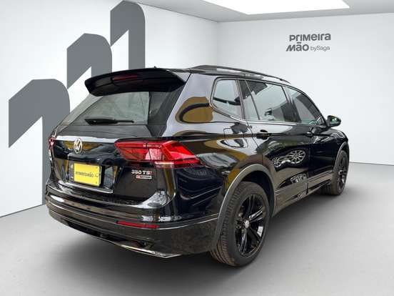 VOLKSWAGEN-TIGUAN-2021