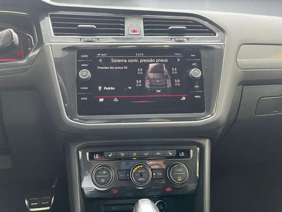VOLKSWAGEN-TIGUAN-2021