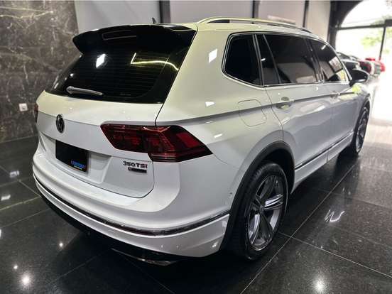 VOLKSWAGEN-TIGUAN-2019