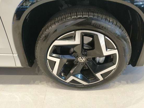 VOLKSWAGEN-TIGUAN-2026