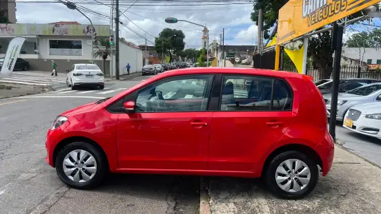 VOLKSWAGEN-UP-2014